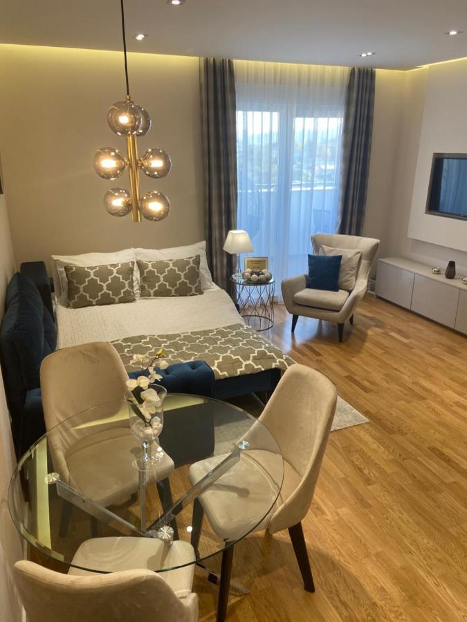 Tiffany Lux Apartment تريبينيي المظهر الخارجي الصورة