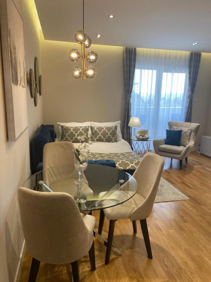 Tiffany Lux Apartment تريبينيي المظهر الخارجي الصورة